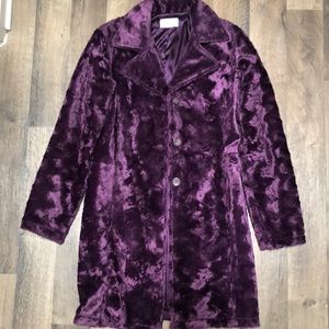 Fitted fuax fur jacket